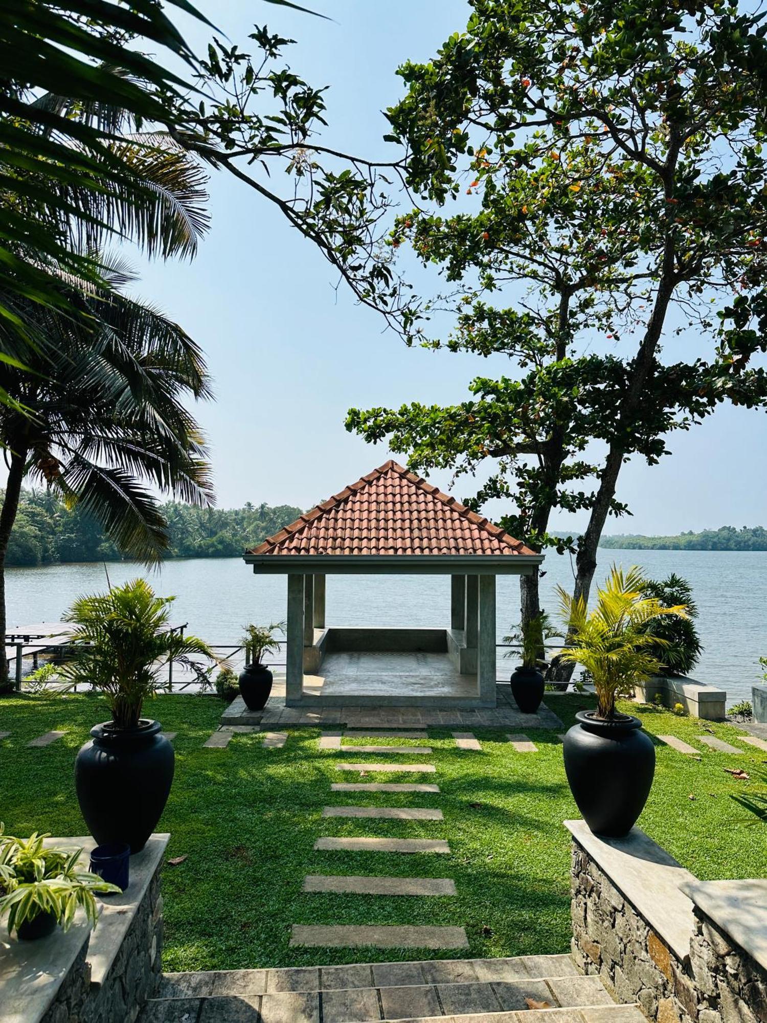 The Niche Hikkaduwa - 10 Minutes To The Beach Exterior foto